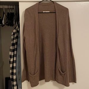 Brown cardigan with pockets